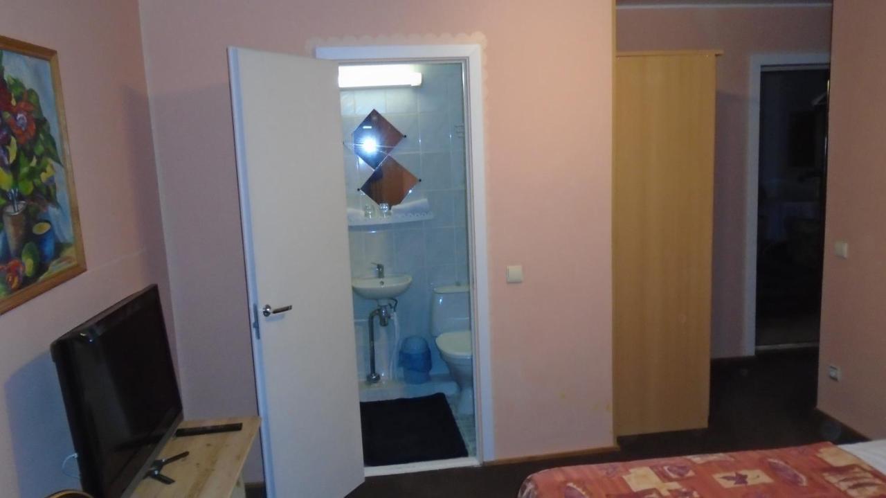 Hotel Getliin Saku Bagian luar foto