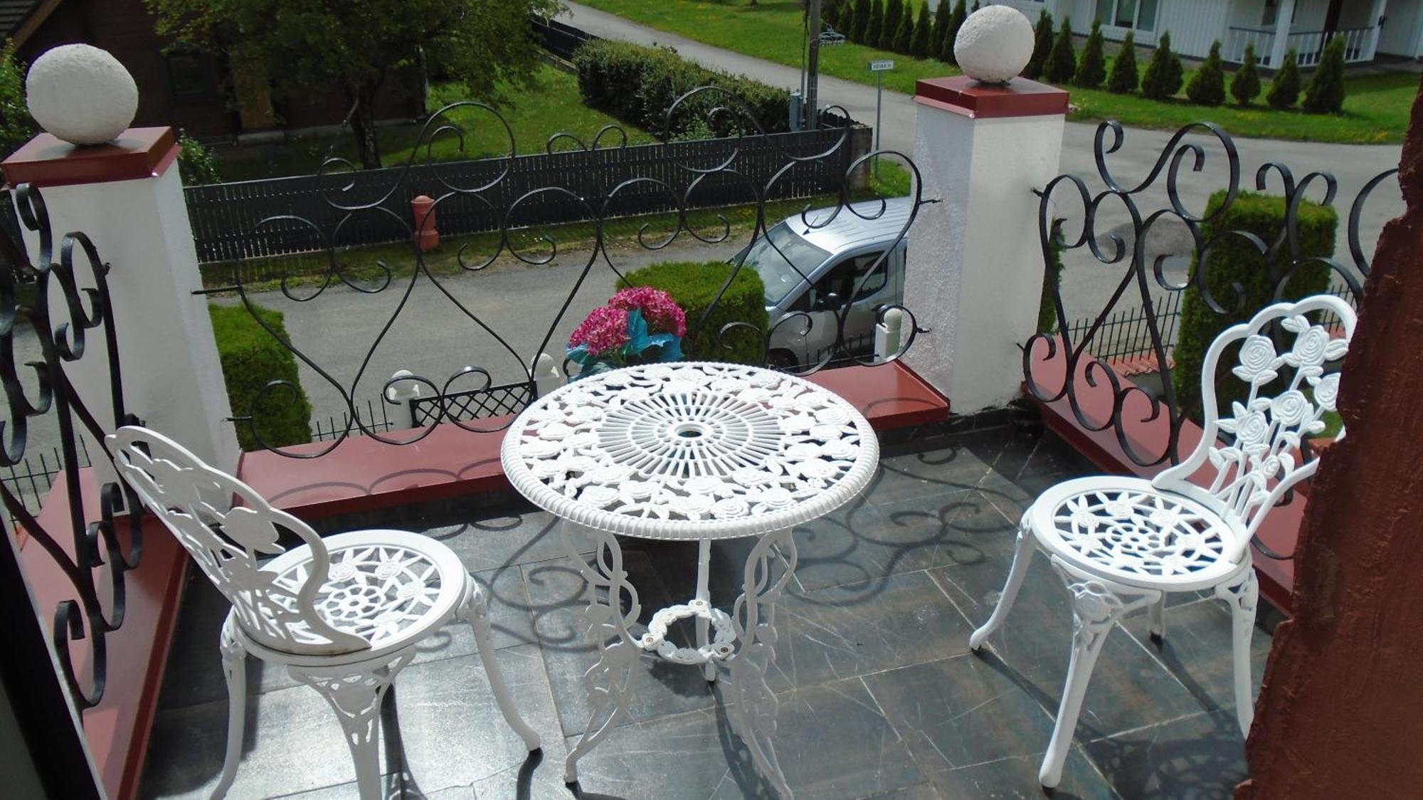Hotel Getliin Saku Bagian luar foto