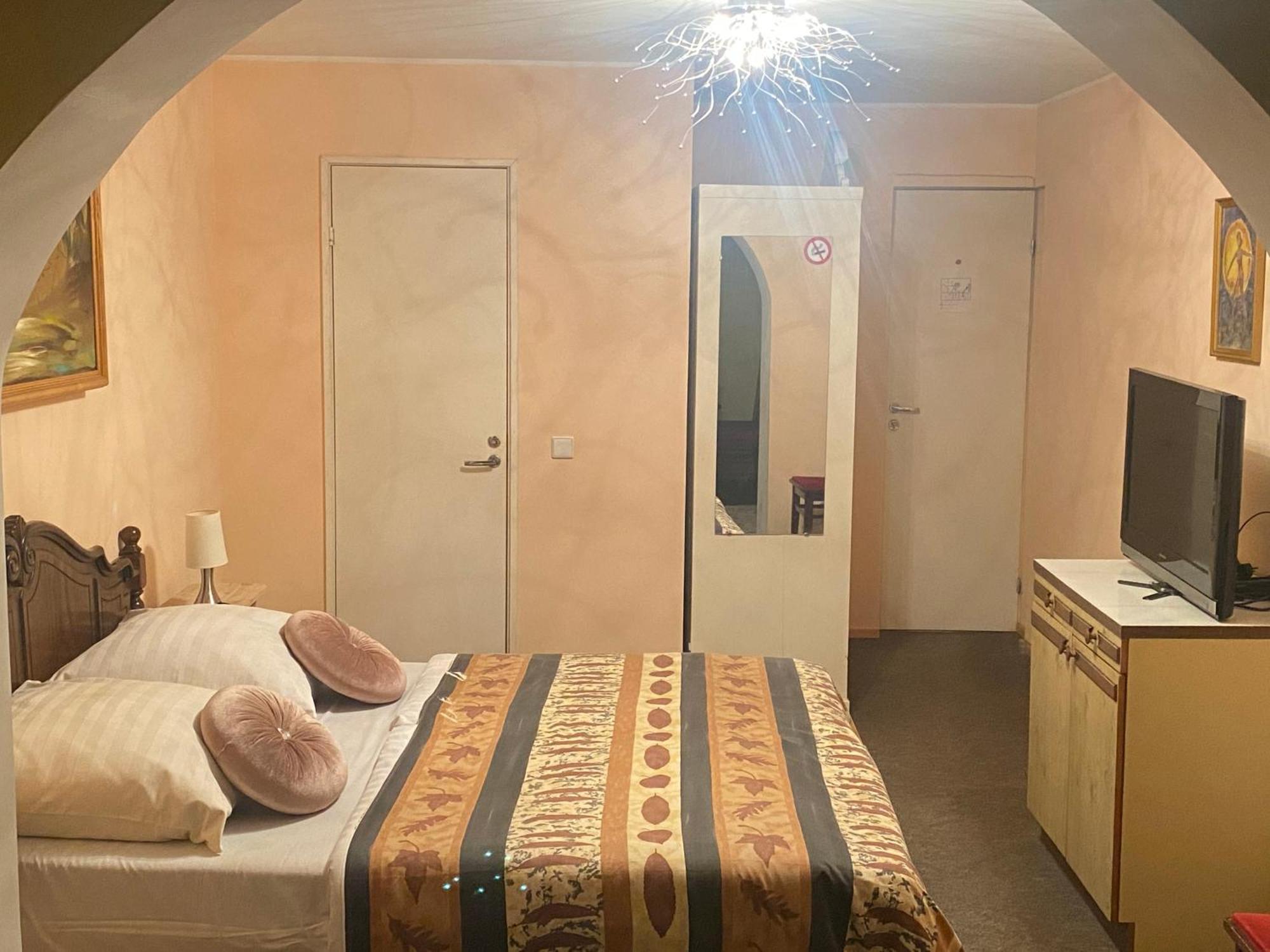Hotel Getliin Saku Bagian luar foto