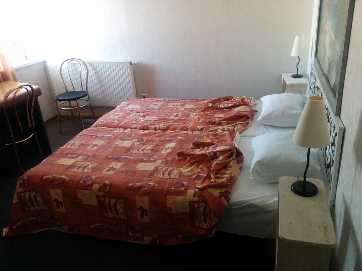 Hotel Getliin Saku Bagian luar foto