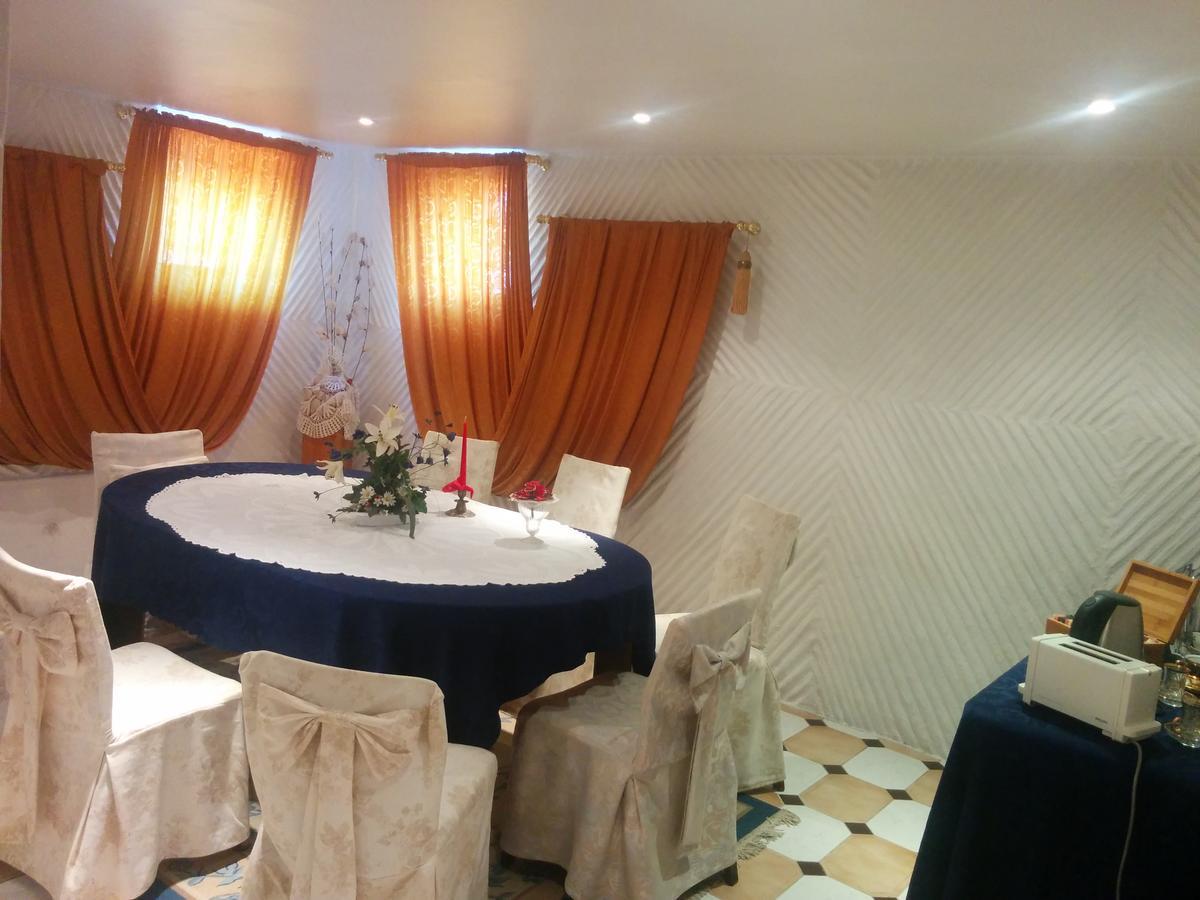 Hotel Getliin Saku Bagian luar foto